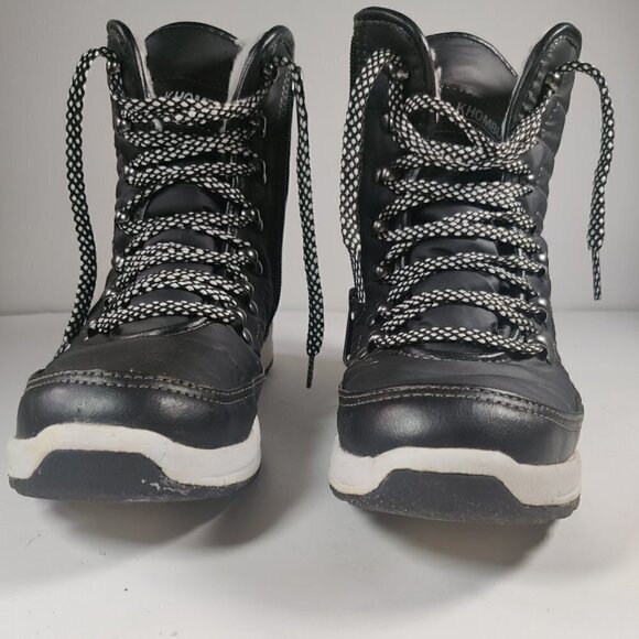 Waterproof Snowboot by Khombu, A supplier to the US womens ski team. SZ 6M - Picture 1 of 6